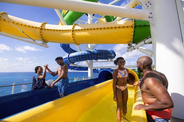 Royal Caribbean International, Freedom of the Seas, The Perfect Storm 6, AHendel.jpg